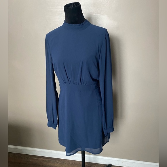 ModCloth NWT Navy Blue Mock Neck Key Hole Back chiffon Mini Dress Size 8 preppy - Picture 4 of 16